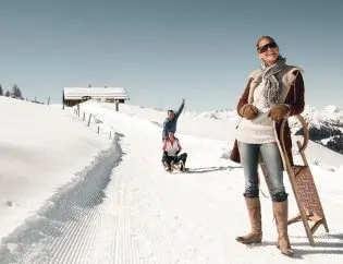 Rodeln winterurlaub salzburger land